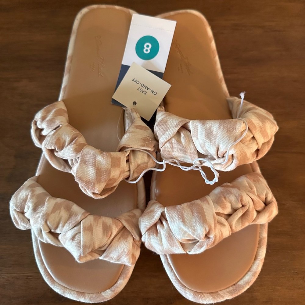 BNWT Universal Thread Braided Sandals - Picture 1 of 2